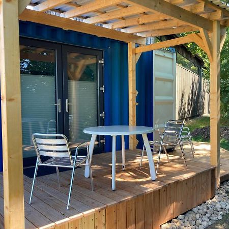 Tiny House Im Seecontainer Mit Parkplatz, Glasfaser, Netflix, Veranda Und Gehobener Ausstattung コーブルク エクステリア 写真