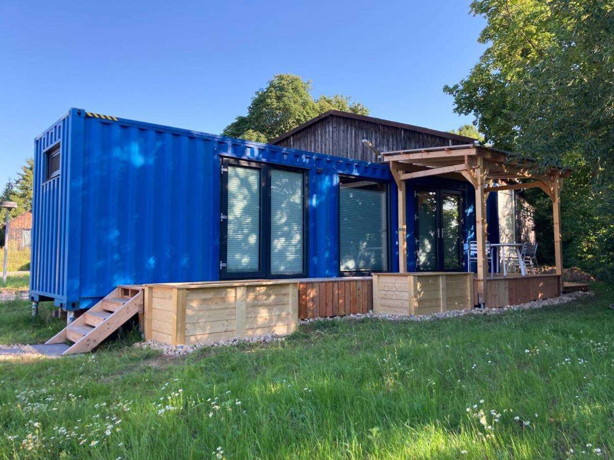 Tiny House Im Seecontainer Mit Parkplatz, Glasfaser, Netflix, Veranda Und Gehobener Ausstattung コーブルク エクステリア 写真